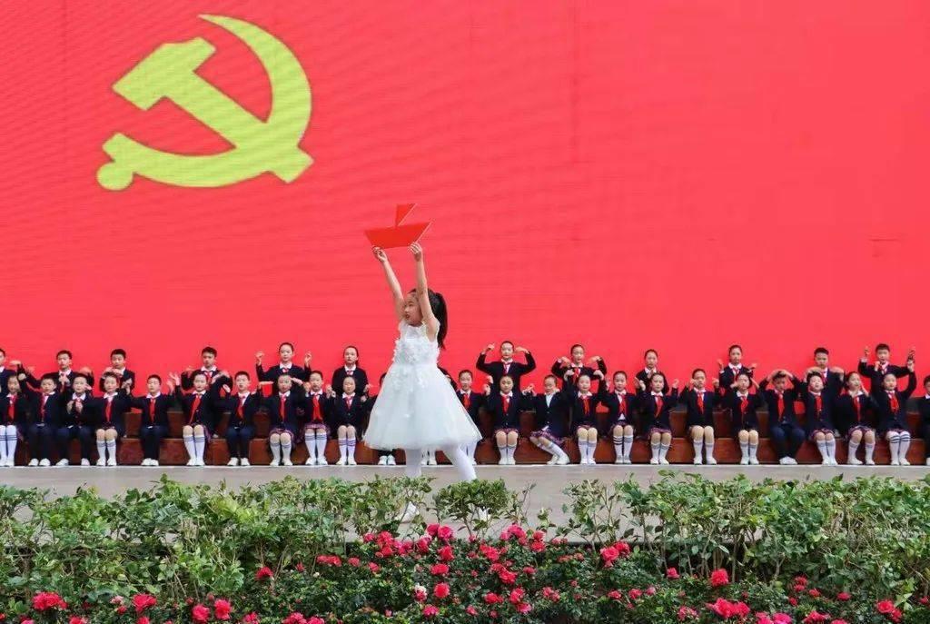 我跟男友说他给我感觉很敷衍.他说为啥这么觉得我怎么回复？游戏画面